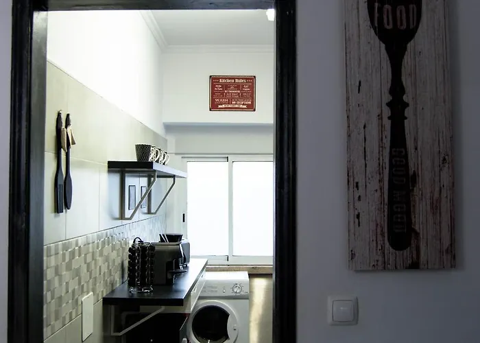 터미널 3 호스텔 *