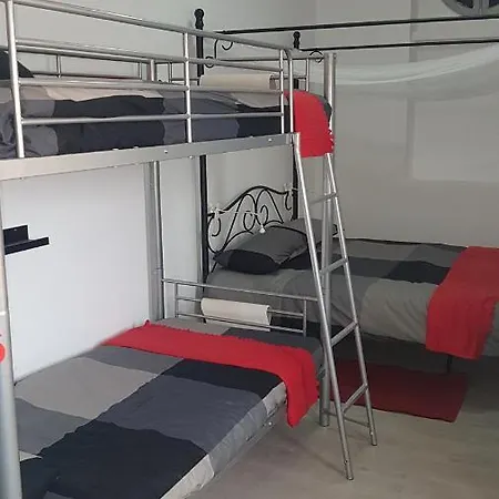 Terminal 3 Hostel Lissabon